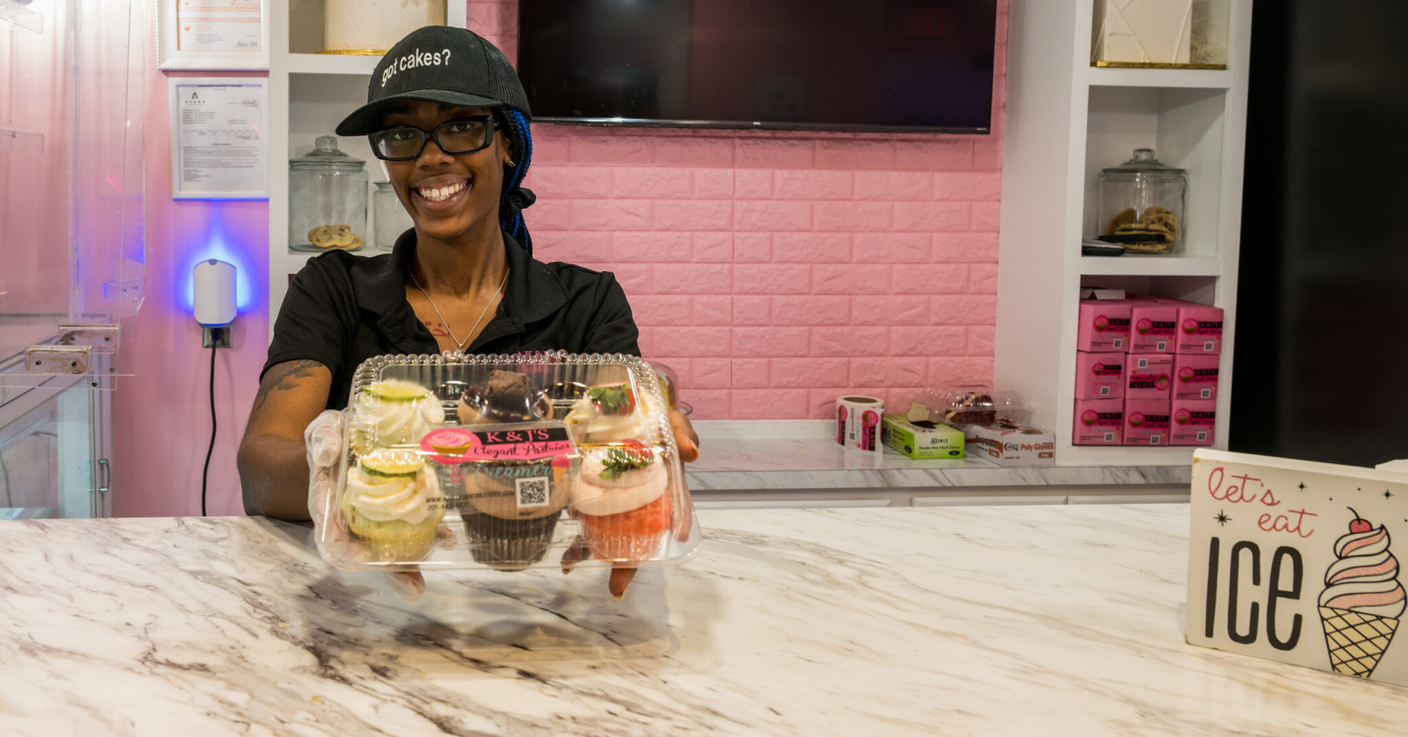 5 amazing spots to shop local this Small Business Saturday