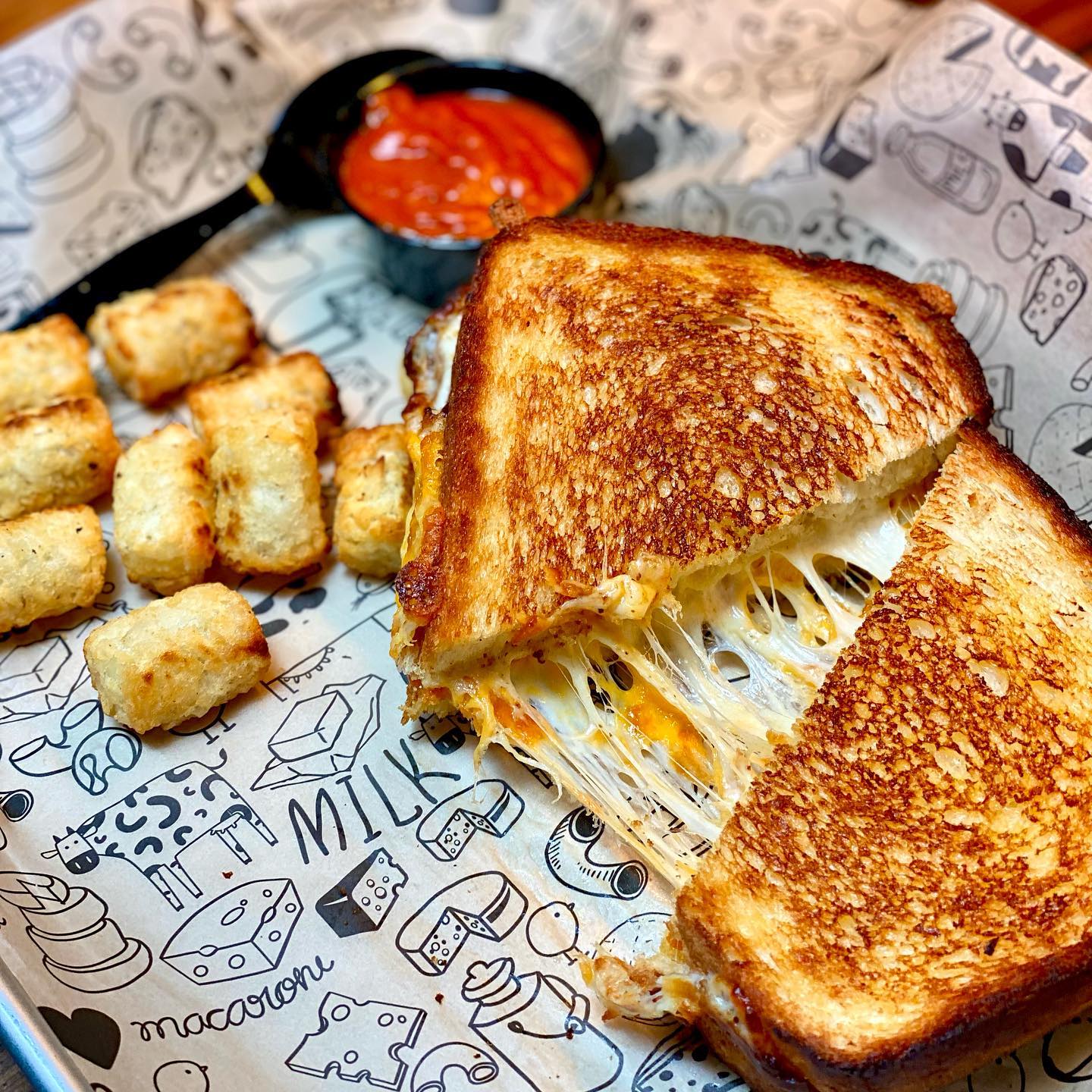 I Heart Mac & Cheese