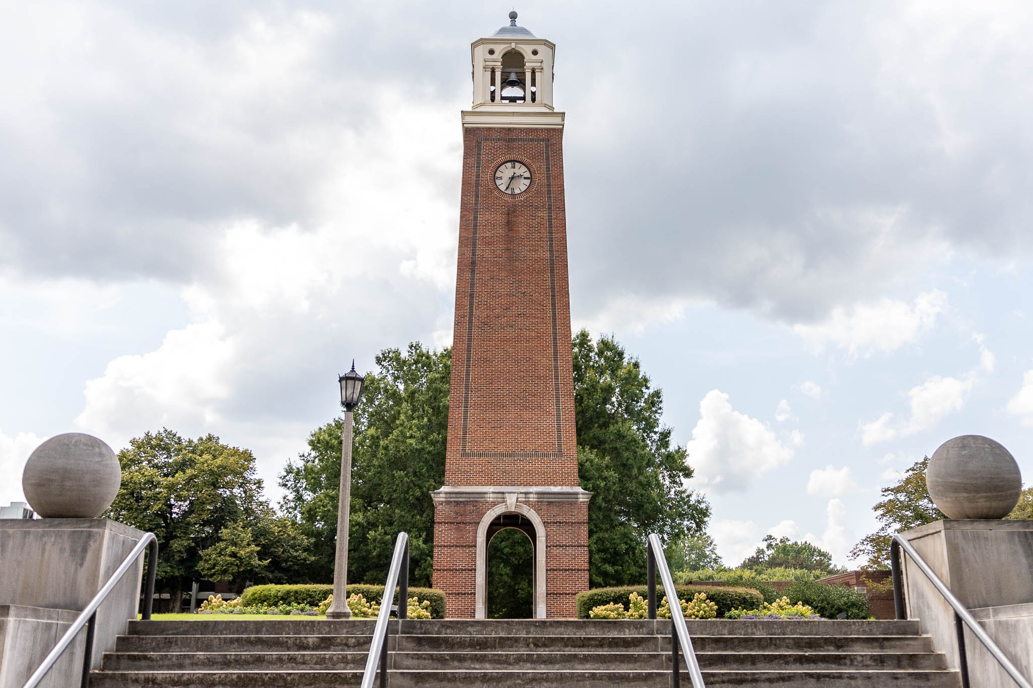 Birmingham-Southern College Board of Trustees votes to remain open Birmingham-Southern College Board of Trustees votes to remain open