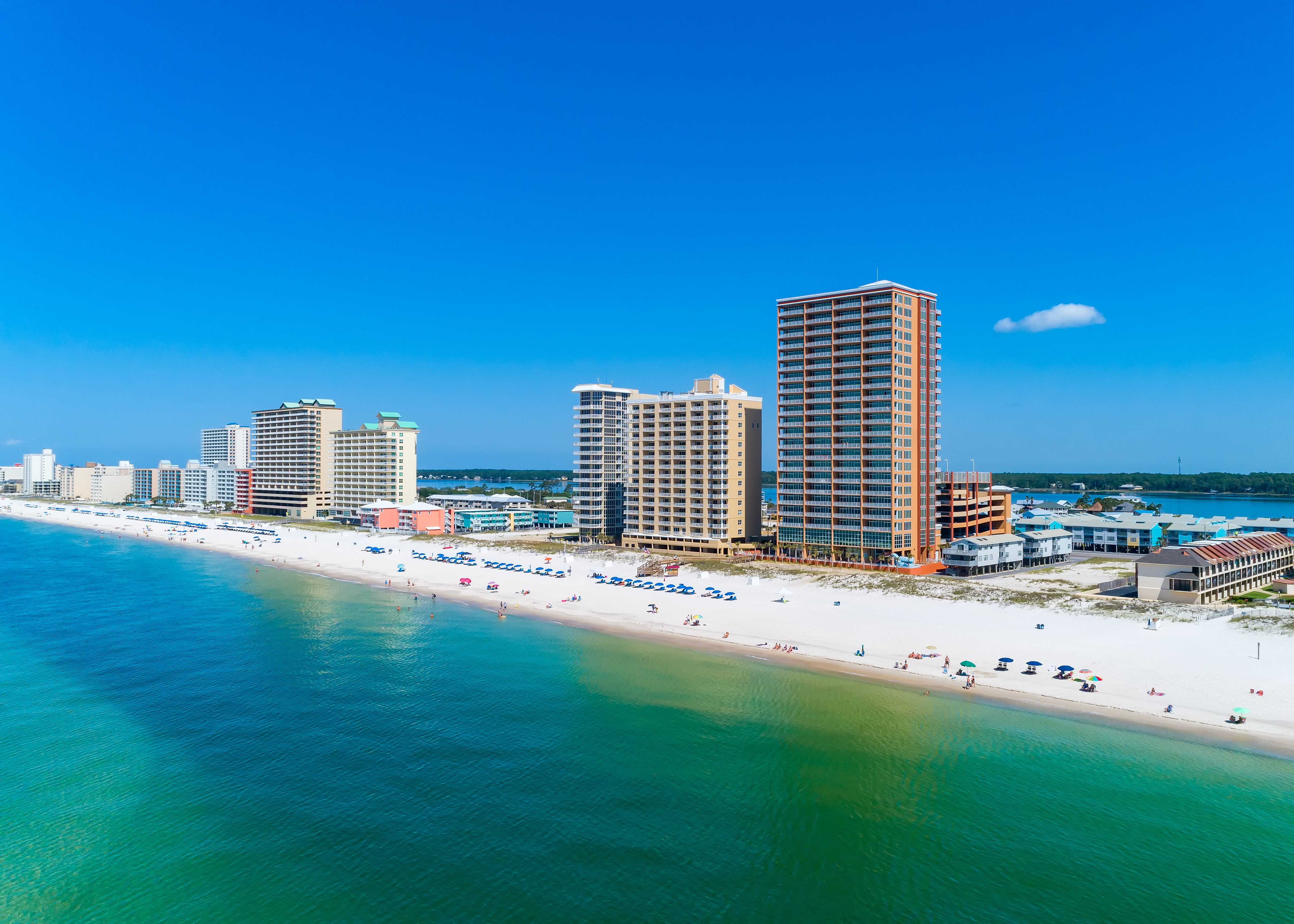 5 Lavish Vacation Rentals Available Now In Gulf Shores And Orange Beach ...