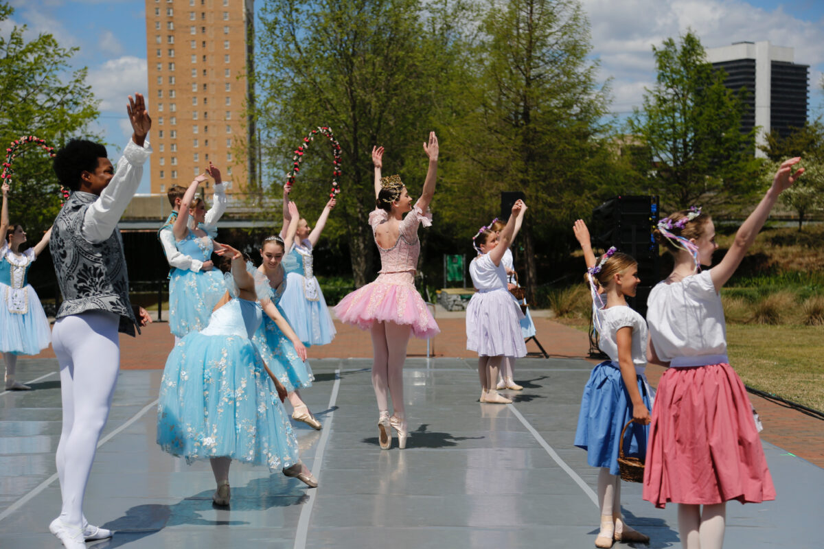 Explore the beauty of dance at this FREE family-friendly event + more—April 16 at Railroad Park Explore the beauty of dance at this FREE family-friendly event + more—April 16 at Railroad Park