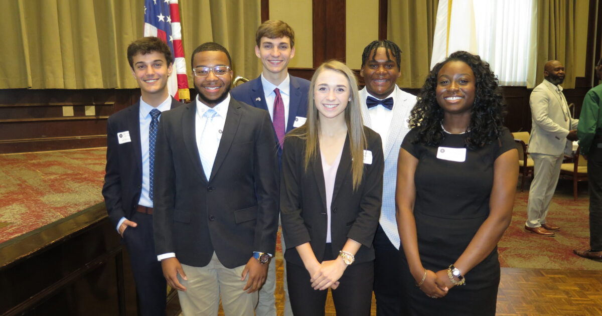 6 metro area high school seniors honored by Kiwanis Club of Birmingham ...