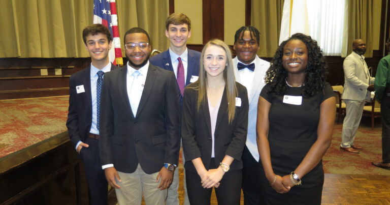 6 metro area high school seniors honored by Kiwanis Club of Birmingham 6 metro area high school seniors honored by Kiwanis Club of Birmingham