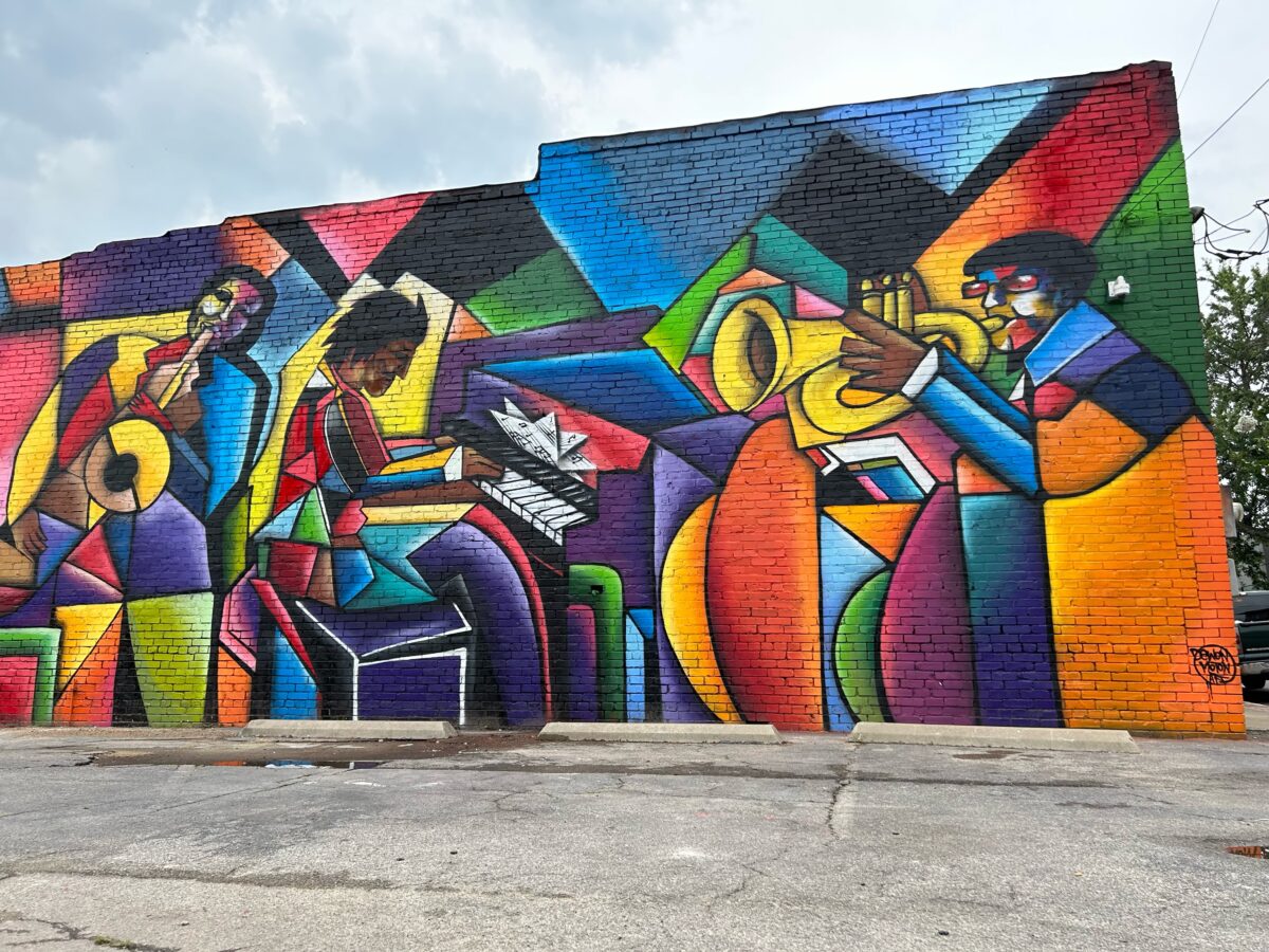 What’s new in Woodlawn– a new mural, jazz club + more What’s new in Woodlawn– a new mural, jazz club + more