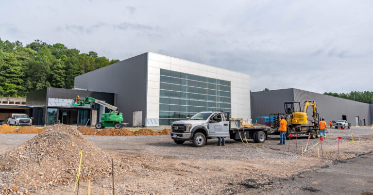 Stivers Ford to open new Palisades Shopping Center location by end of 2023
