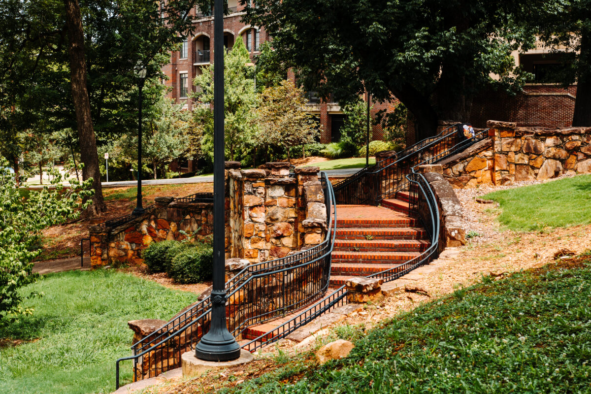 Spend the day in Highland Park—delicious restaurants, beautiful parks + more Spend the day in Highland Park—delicious restaurants, beautiful parks + more