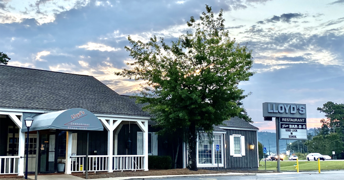 BREAKING: Lloyd’s Restaurant on Hwy 280 in Inverness to close