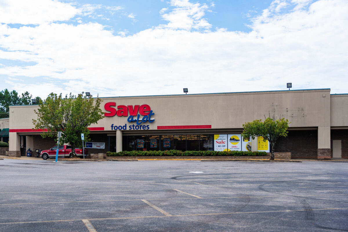 Major grocery store closes in West End Birmingham