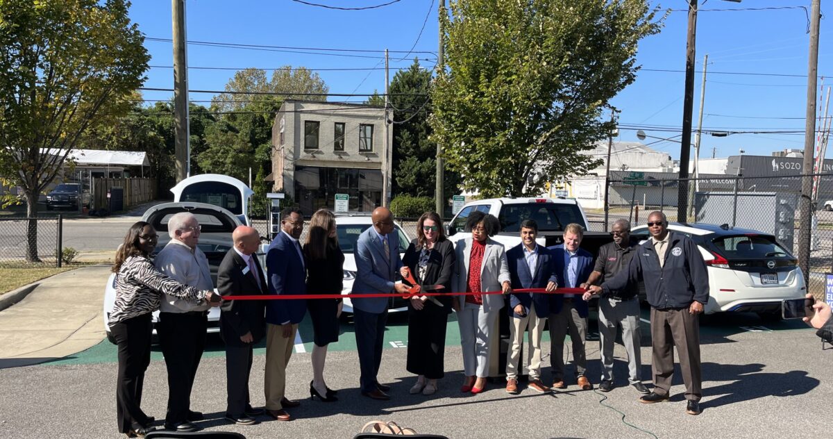 New electric vehicle charging station now open in Avondale