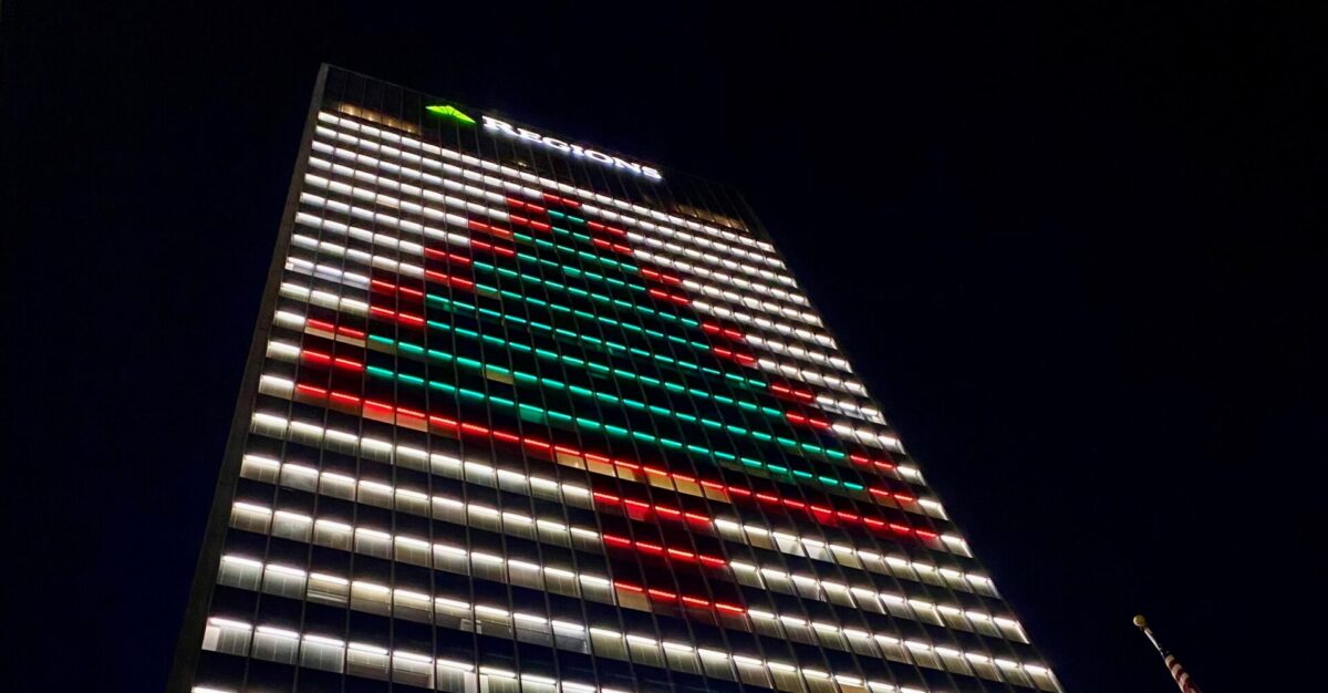 Party at the Regions Building Lighting Nov. 29th. FREE! Party at the Regions Building Lighting Nov. 29th. FREE!