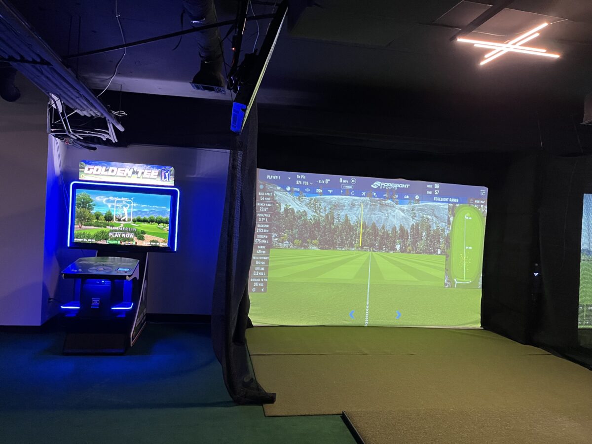 New indoor golf simulator now open on Highway 280