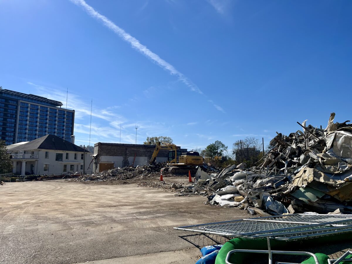 Demolition begins on Highland Plaza—former Western Supermarket location—making way for new apartments