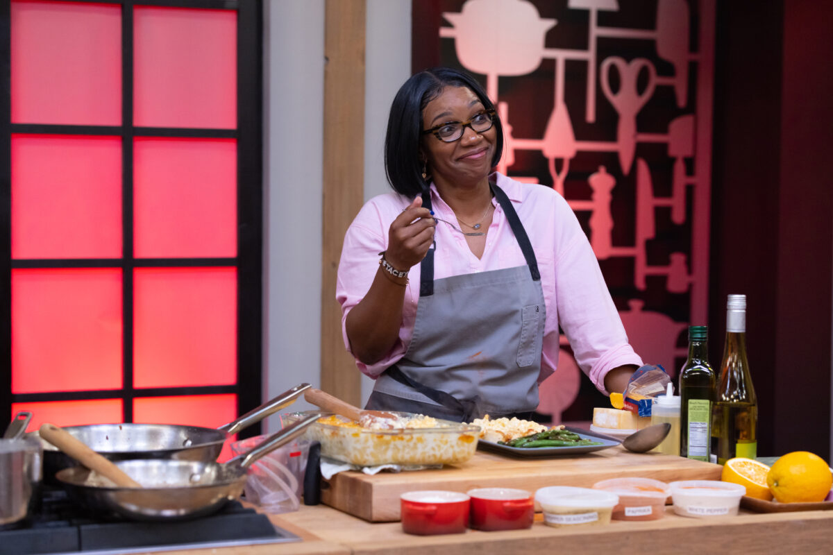 This Hoover woman is competing for K on Food Network’s “Worst Cooks in America” This Hoover woman is competing for K on Food Network’s “Worst Cooks in America”