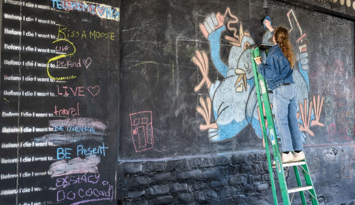 “Before I Die” mural on Morris Avenue gets a makeover [PHOTOS]