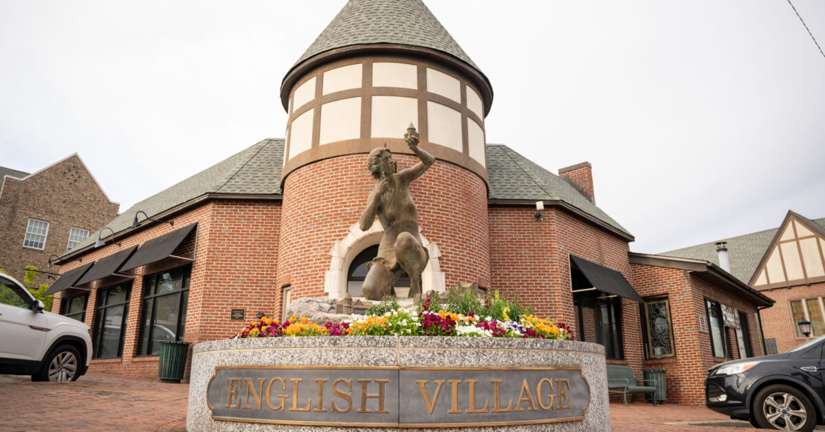 NEW: Indian restaurant plans to open in English Village this spring