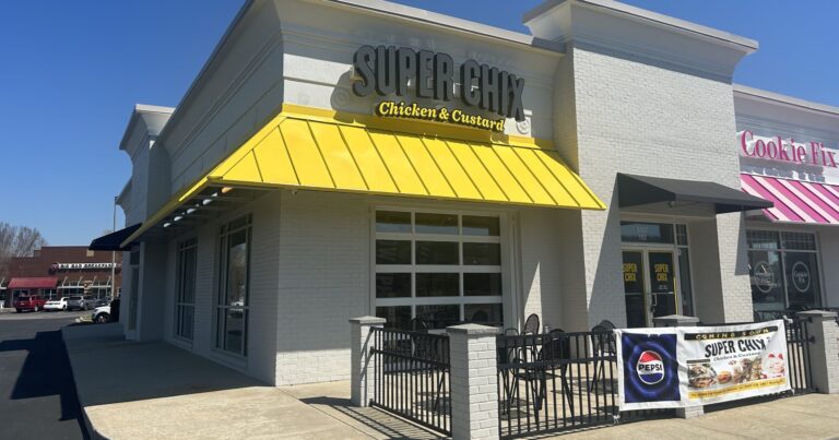 Super Chix to open 2nd Birmingham area location on April 11 Super Chix to open 2nd Birmingham area location on April 11