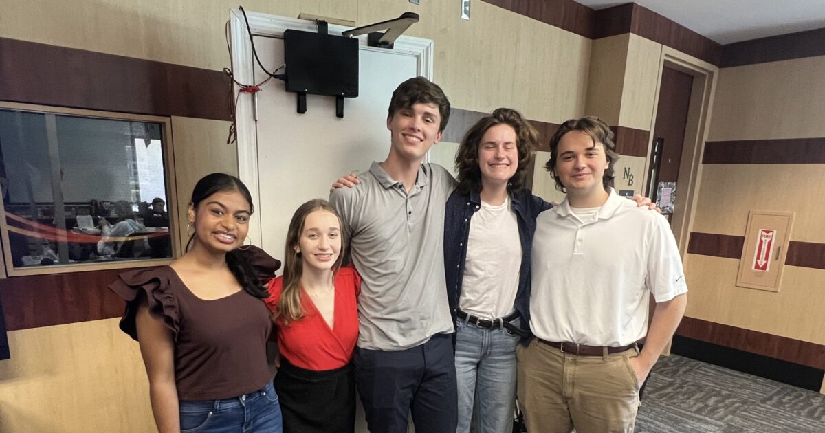 Hoover High students nationally recognized in Samsung contest Hoover High students nationally recognized in Samsung contest