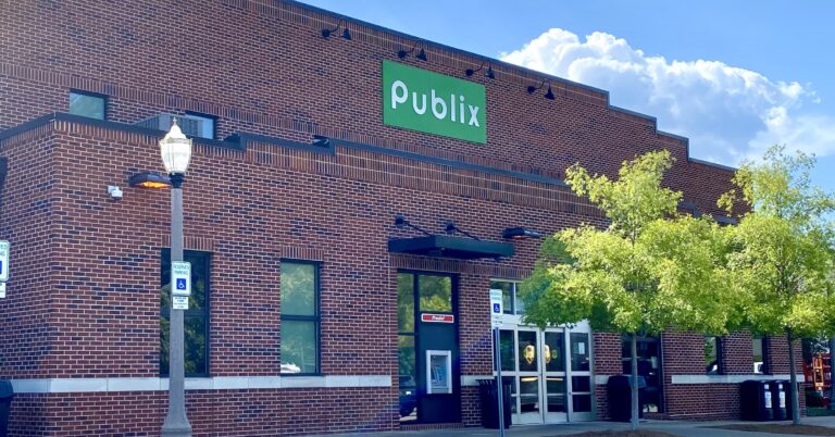 NEW: Publix tranforms eco-friendly market to traditional store in Mountain Brook