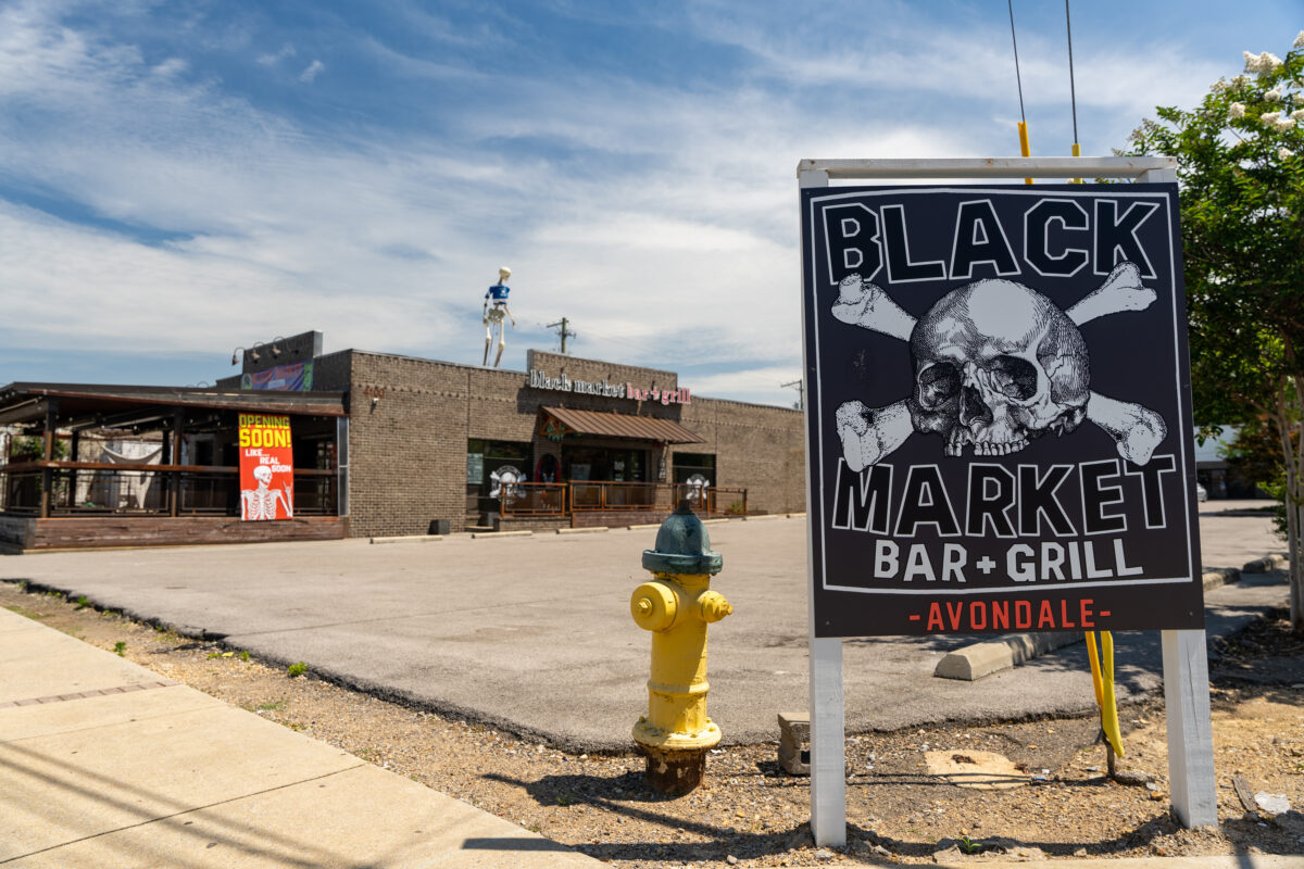 Black Market Bar & Grill in Avondale