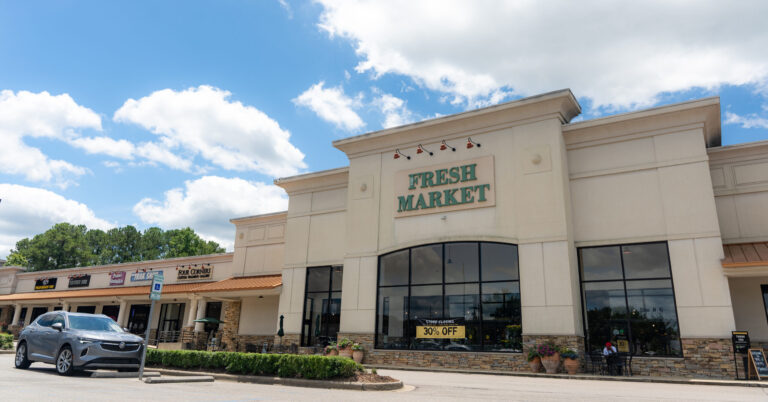 Fresh Market on HWY 280 closing after two decades Fresh Market on HWY 280 closing after two decades