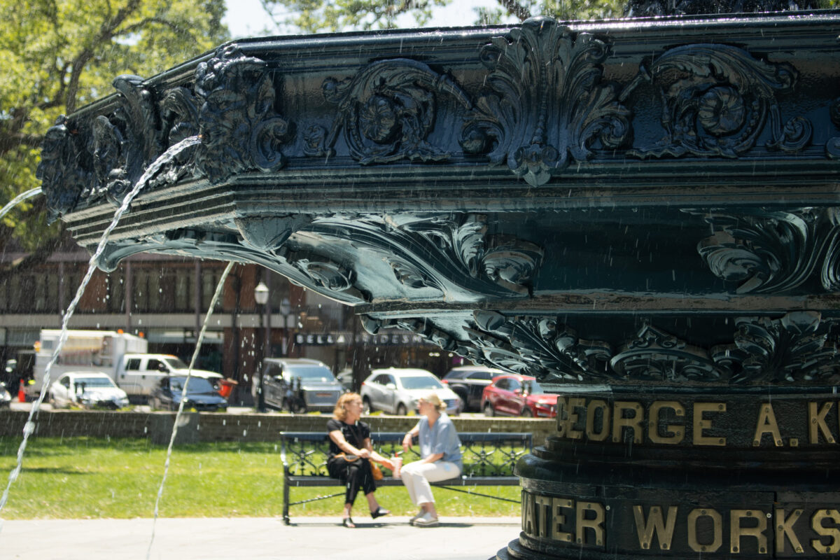 PARKS & PUBS: The most beautiful + delicious way to explore historic Mobile PARKS & PUBS: The most beautiful + delicious way to explore historic Mobile
