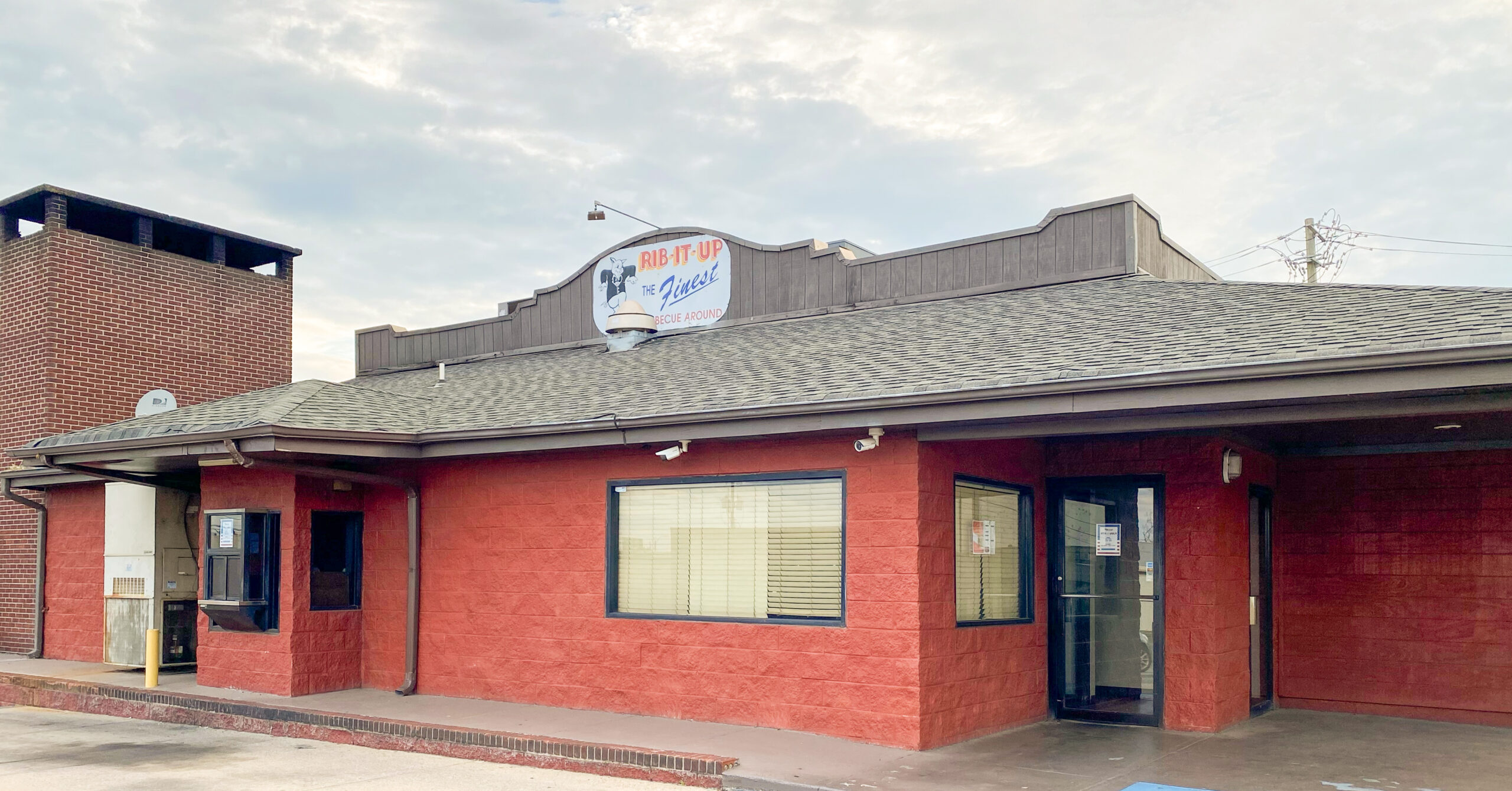 Rib-It-Up closing after 32 years in The Magic City Rib-It-Up closing after 32 years in The Magic City