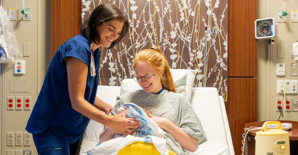 3 breastfeeding tips new moms need to know from a local lactation consultant