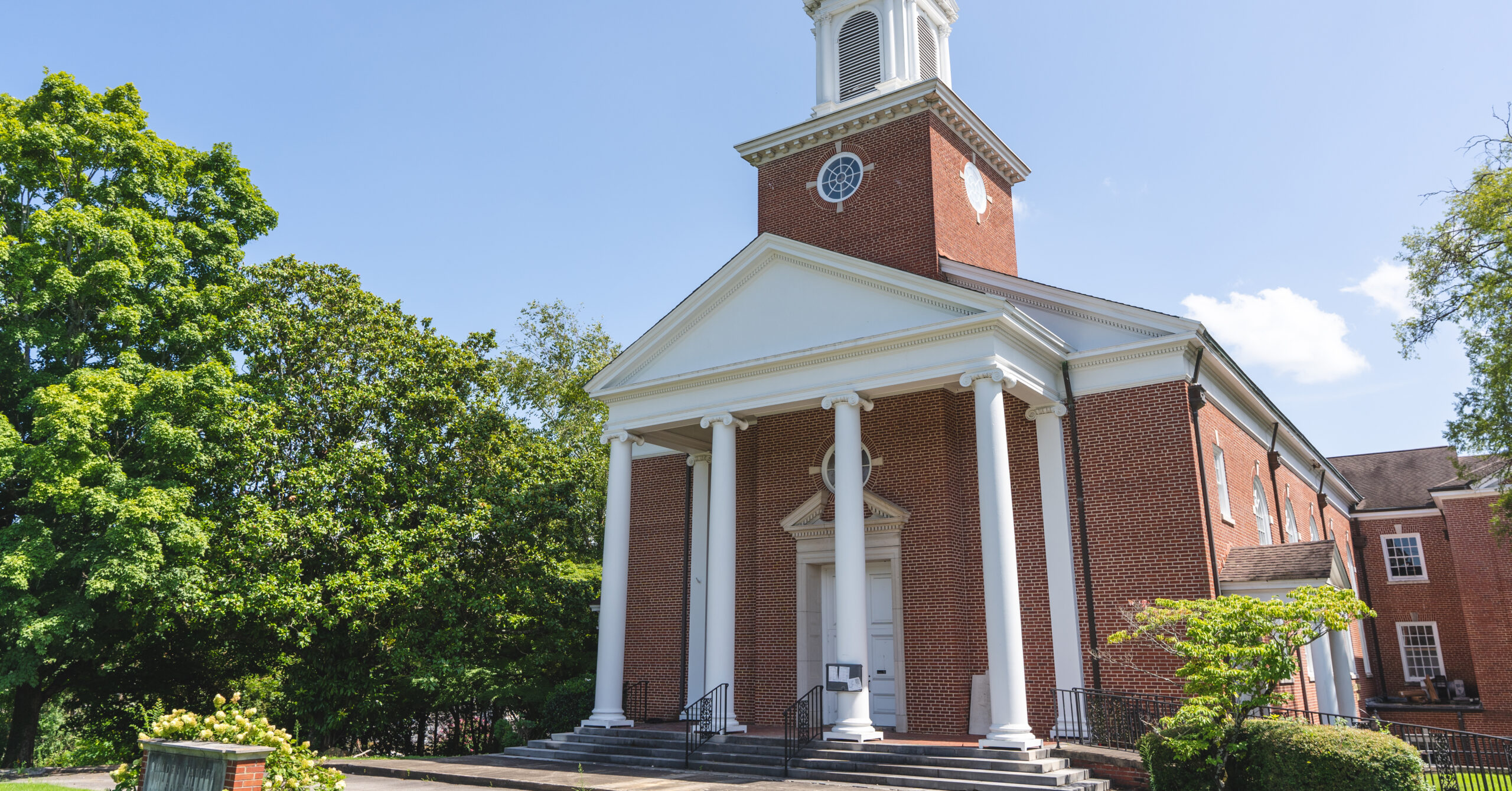 Why this historic Mountain Brook church is coming down + what’s next for the site Why this historic Mountain Brook church is coming down + what’s next for the site