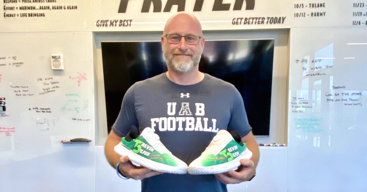 UAB coach Trent Dilfer using his shoes to raise awareness for nonprofits UAB coach Trent Dilfer using his shoes to raise awareness for nonprofits