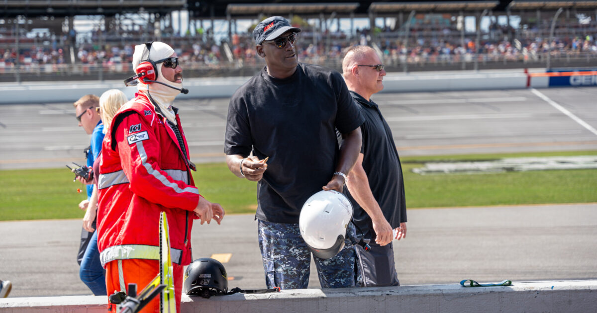 Michael Jordan shakes up Talladega with appearance + more highlights [PHOTOS]