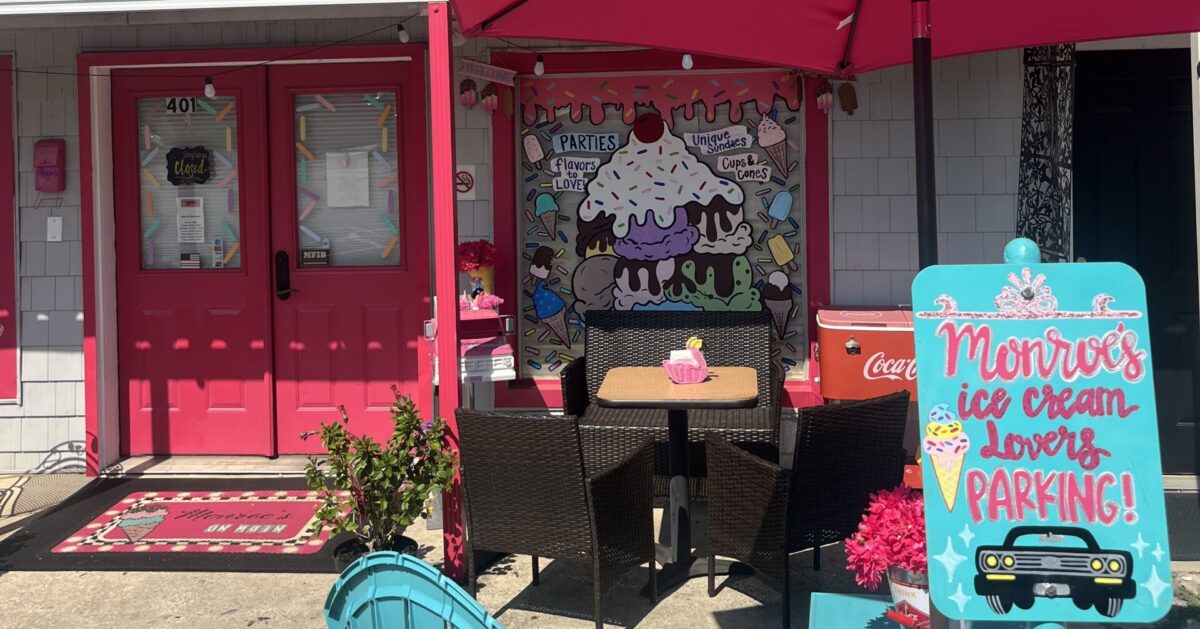 NEW: Monroe’s on Main ice cream shop now open in Warrior