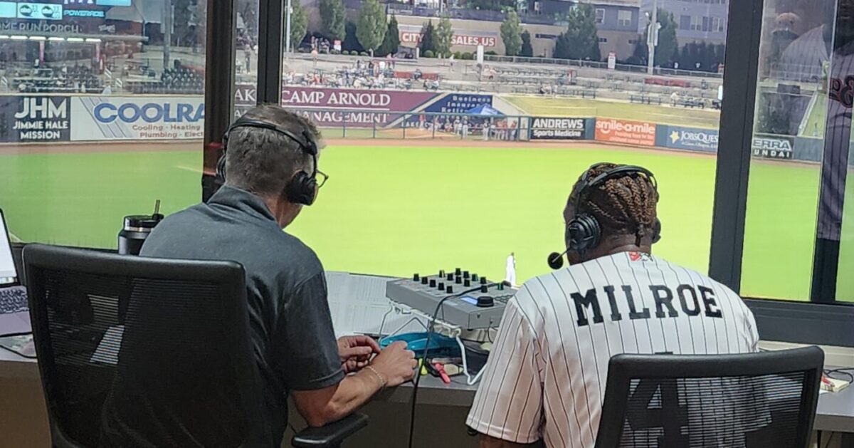 Curt Bloom stepping down after 33 seasons with Birmingham Barons Curt Bloom stepping down after 33 seasons with Birmingham Barons
