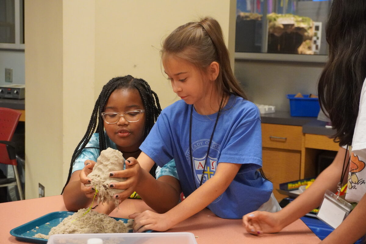Why these science camps are the ultimate summer experience for kids Why these science camps are the ultimate summer experience for kids