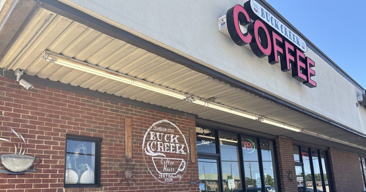 Buck Creek community comes together to support local coffeehouse Buck Creek community comes together to support local coffeehouse