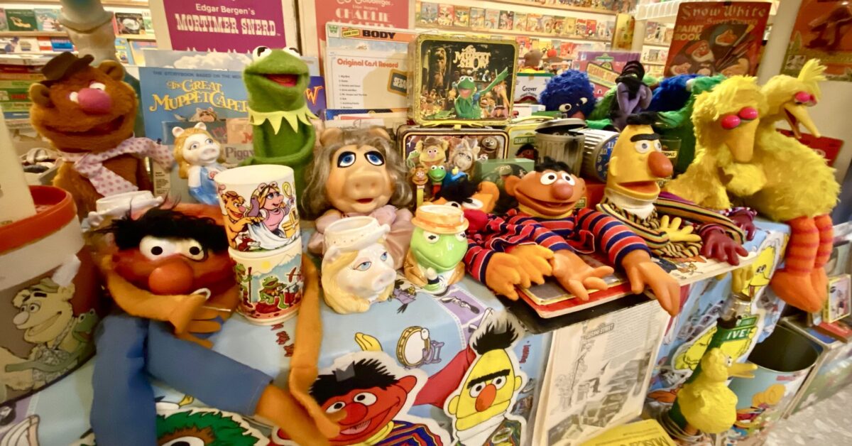 Discover an Alabama museum with 25,000+ vintage collectibles