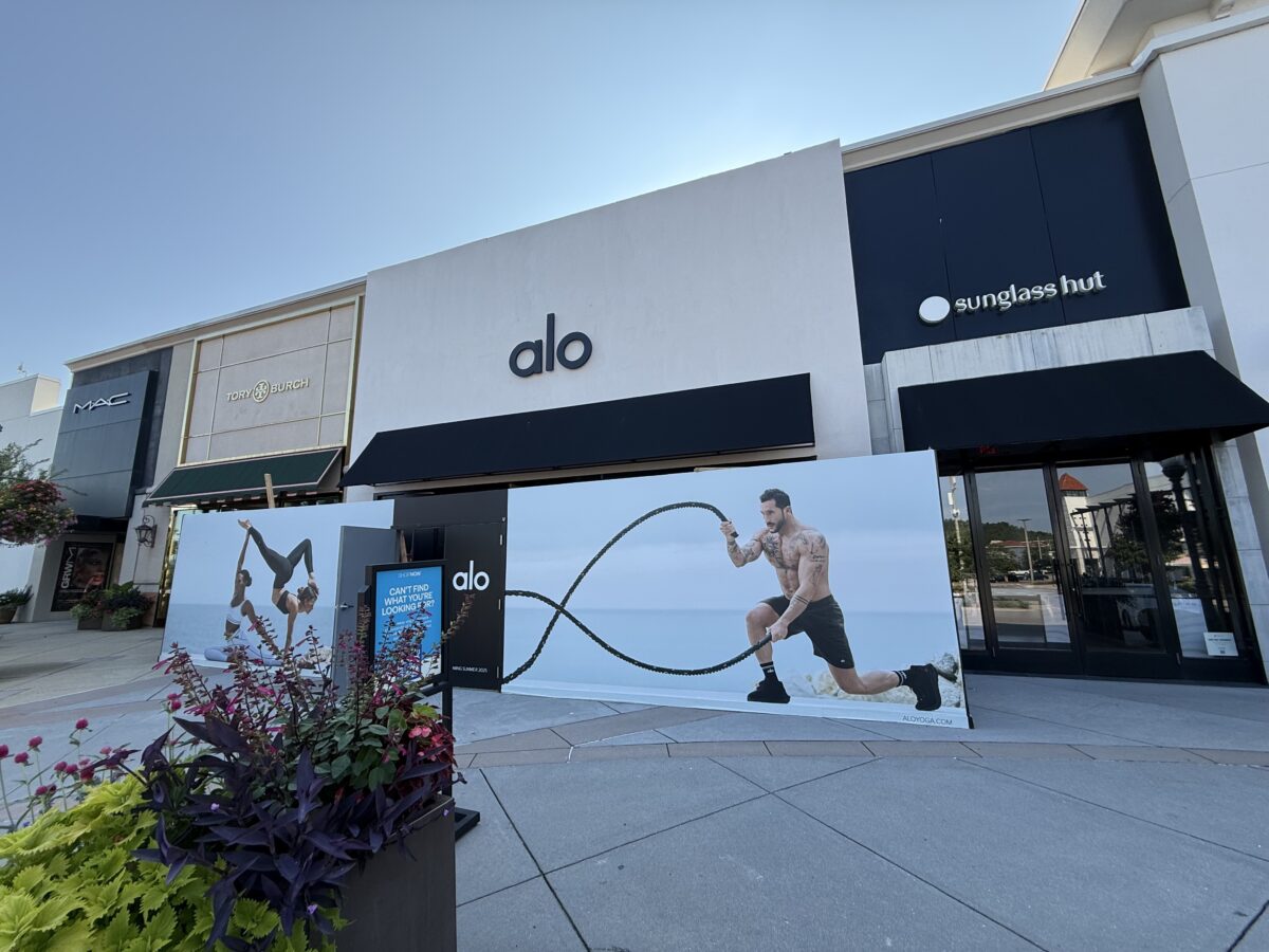 Popular yoga retailer to open first Alabama location at The Summit