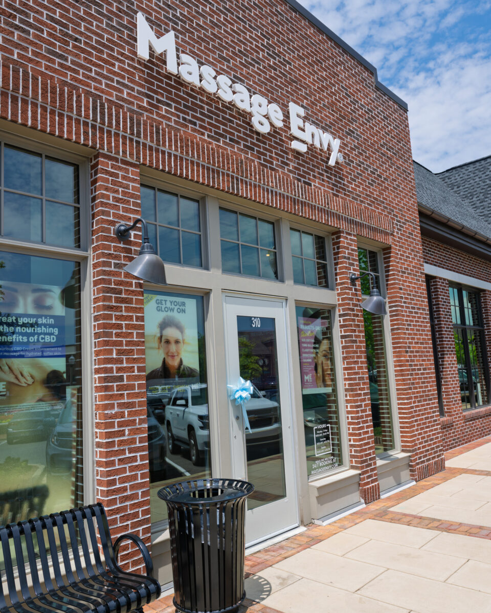 LaneParke 20250730 113722 Have you seen the blue ribbons around Birmingham? Here’s what they mean