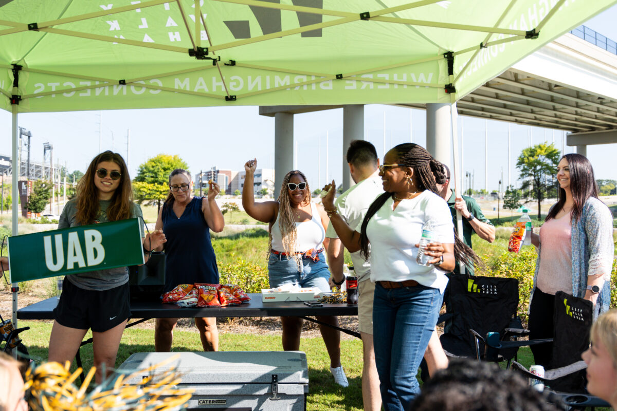 Your ultimate guide to football season in Alabama + tailgate tips