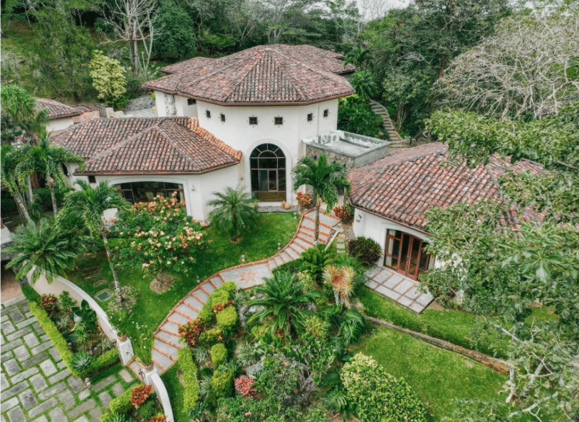 Big moves for Samford: A new campus in Costa Rica and local center for faith + learning