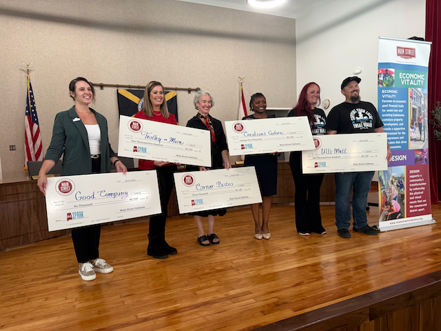 Calera ice cream shop + bakery wins top grant from Main Street Alabama