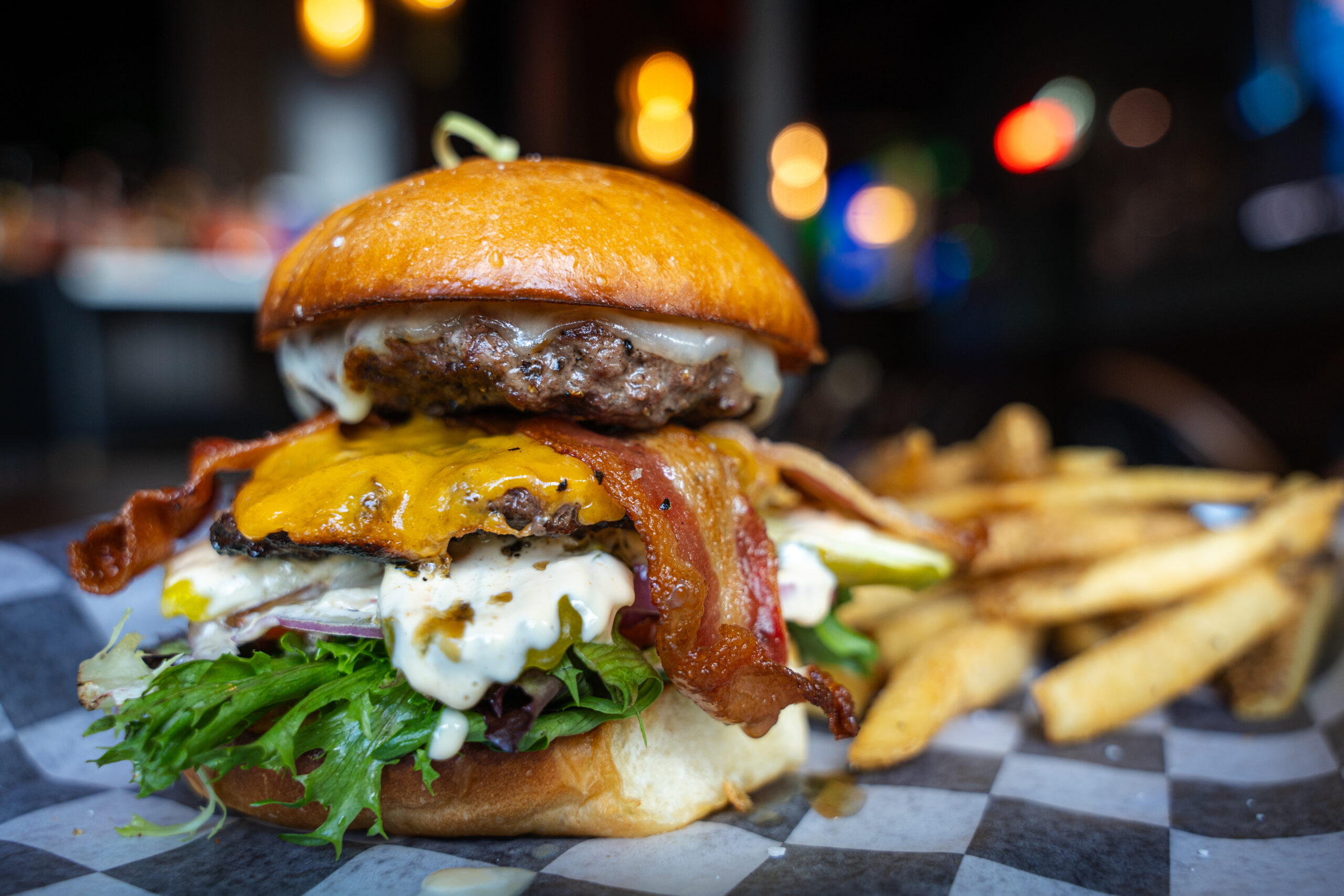 3 reasons you’ll love watching SEC + NFL football at this popular Birmingham venue