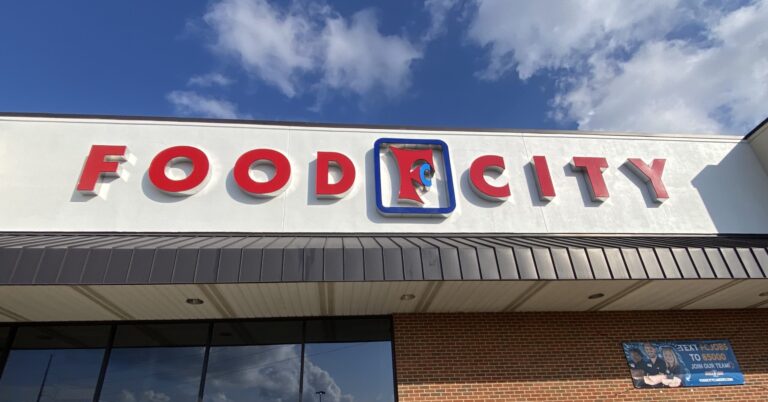 3 former Winn-Dixie stores re-open under Food City banner in Birmingham-metro