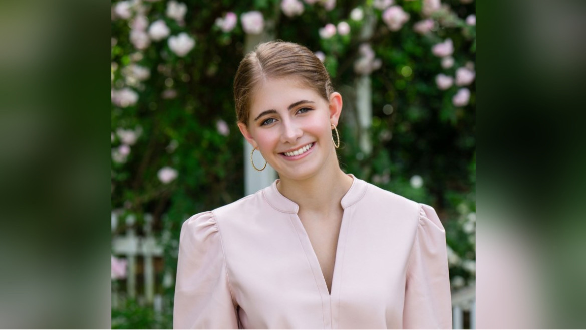 19-year-old Ella Cook of Mountain Brook remembered after tragic Brown shooting 19-year-old Ella Cook of Mountain Brook remembered after tragic Brown shooting