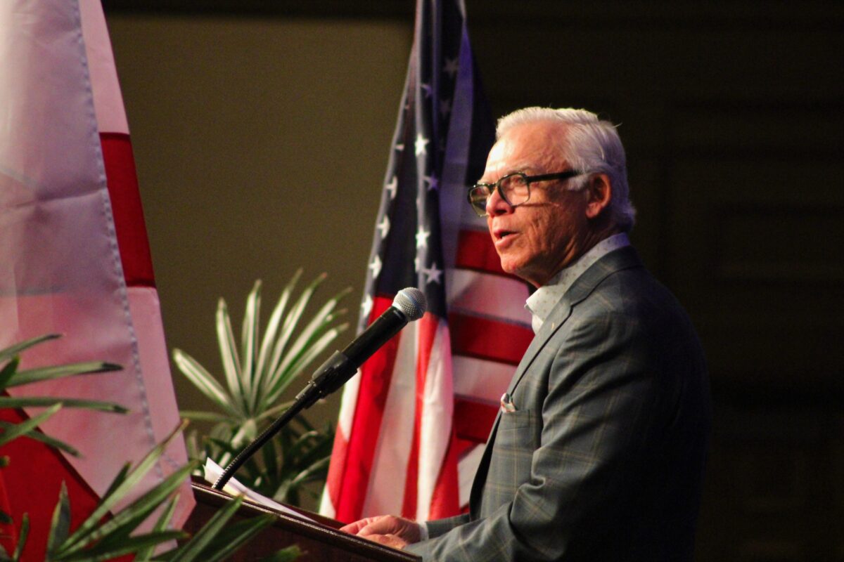 Hoover mayor says city will not ‘accept decline’ in State of the City address Hoover mayor says city will not ‘accept decline’ in State of the City address