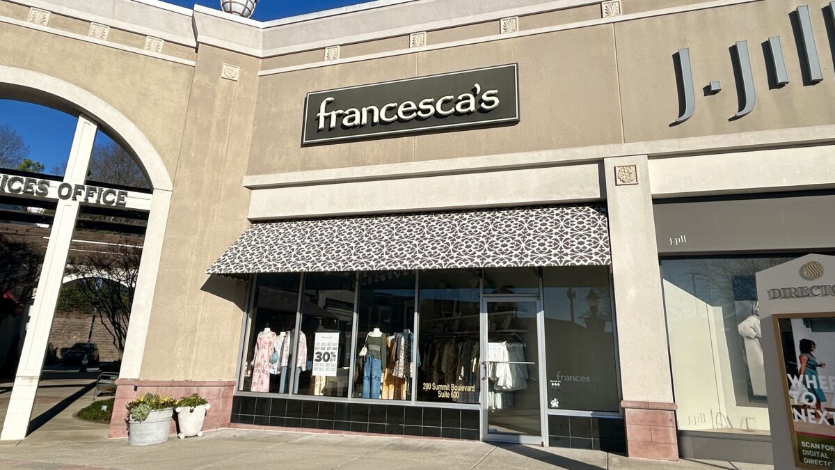 Francesca'S Location In The Summit