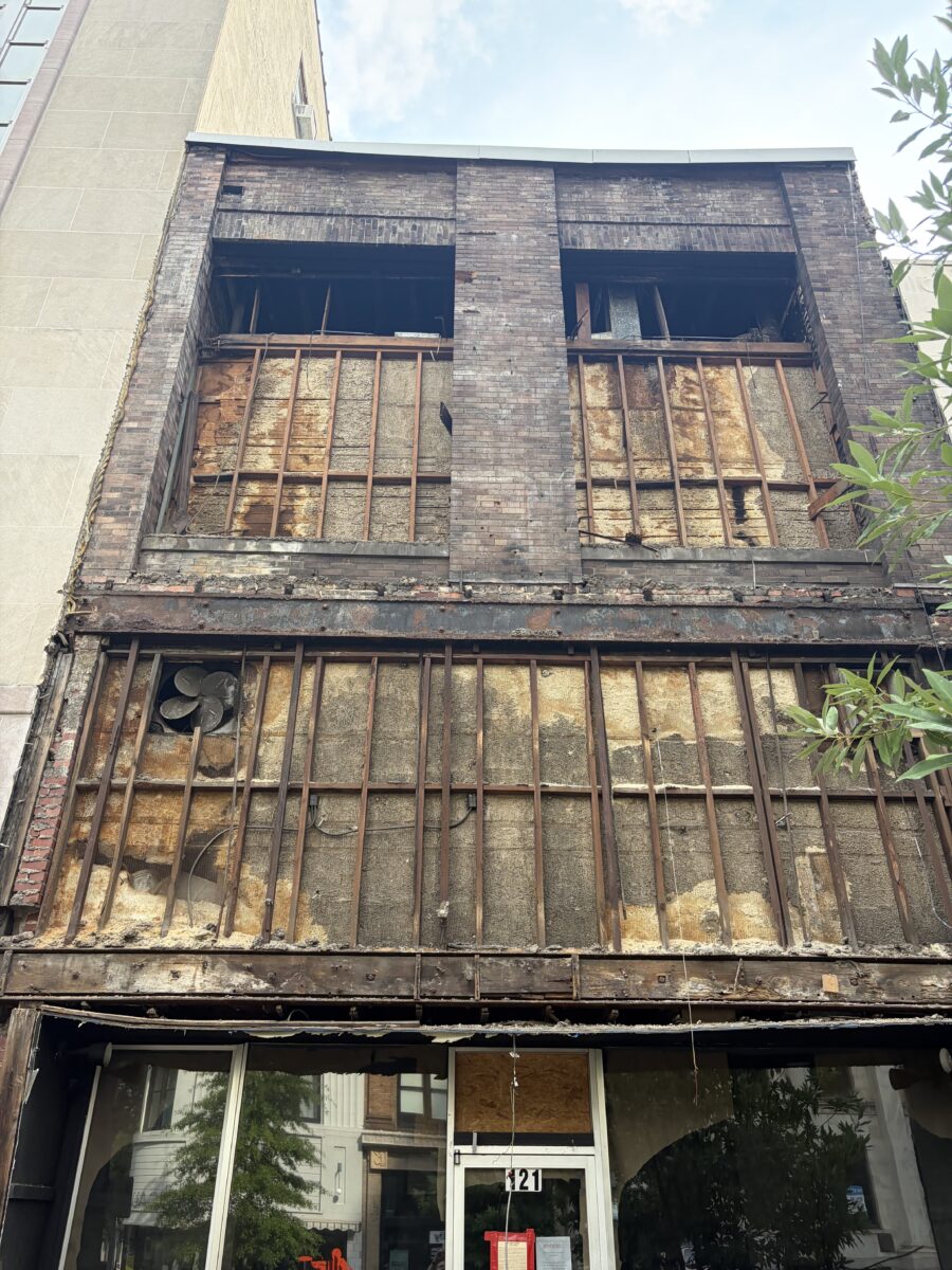 Downtown Birmingham facade collapse next to historic Bromberg’s ...