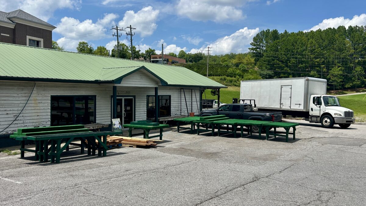 Andy’s Garden Center closes Hoover location after 15 years
