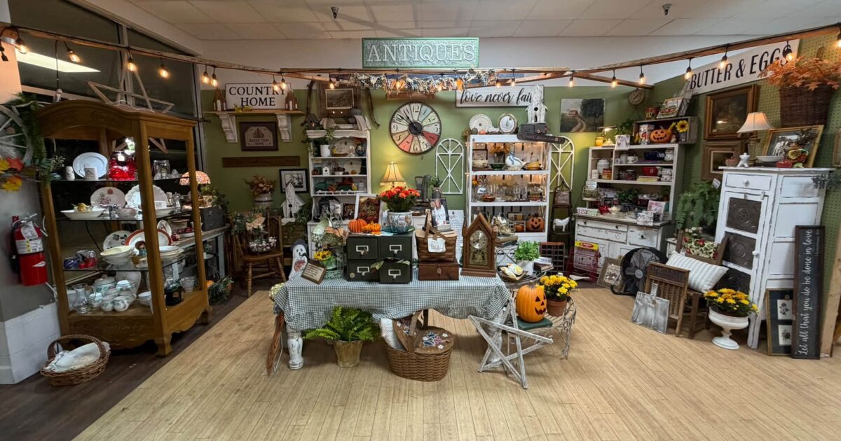 Southern Antique Pickers opens in Pelham at full capacity