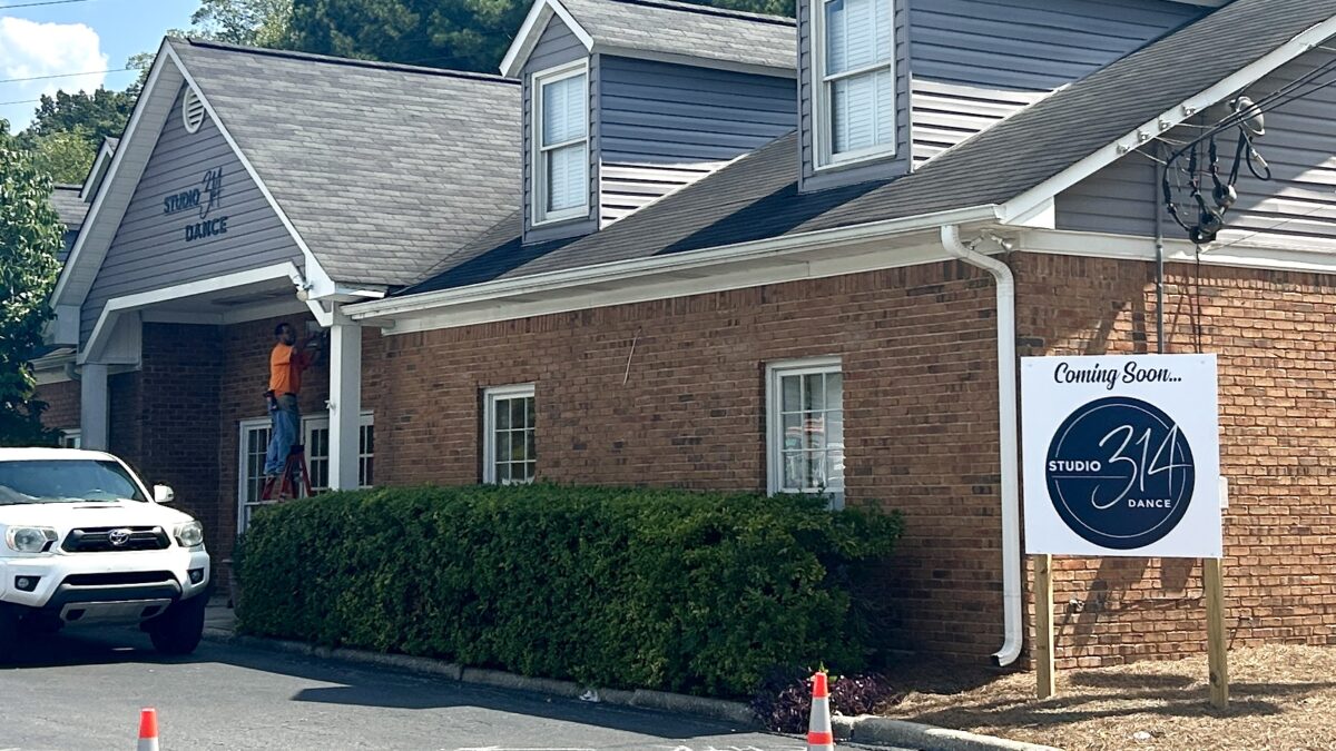 New Vestavia dance studio now open for toddlers through high schoolers