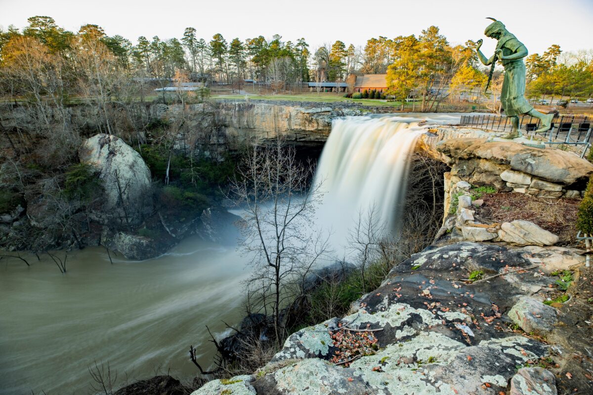 Gadsden fall weekend guide: Waterfalls, wine + tigers, only 1 hour from Birmingham
